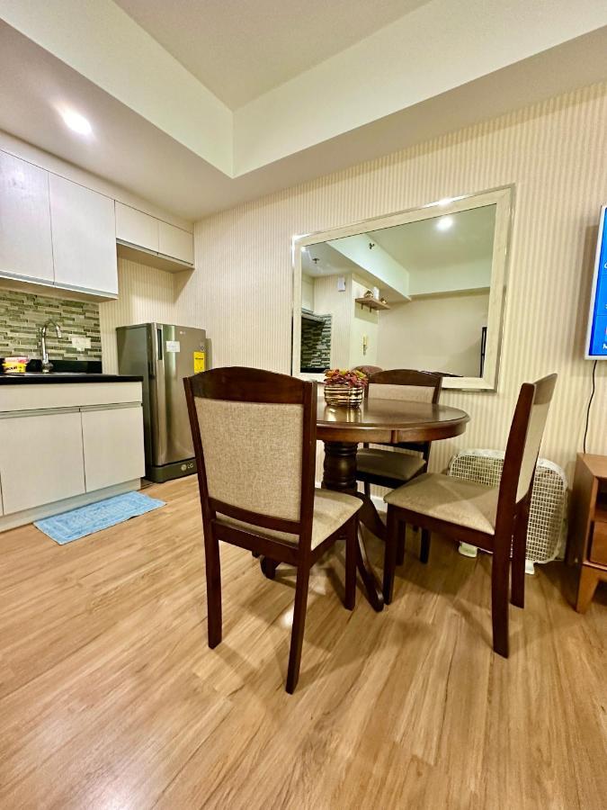 Feels Like Home Condos Abreeza Place Tower 1 & 2 Davao City Eksteriør bilde